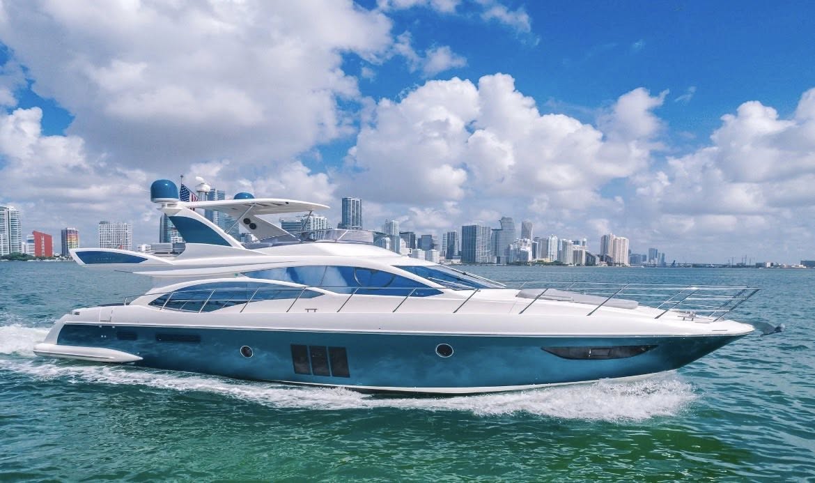 2018 Azimut Flybridge 3