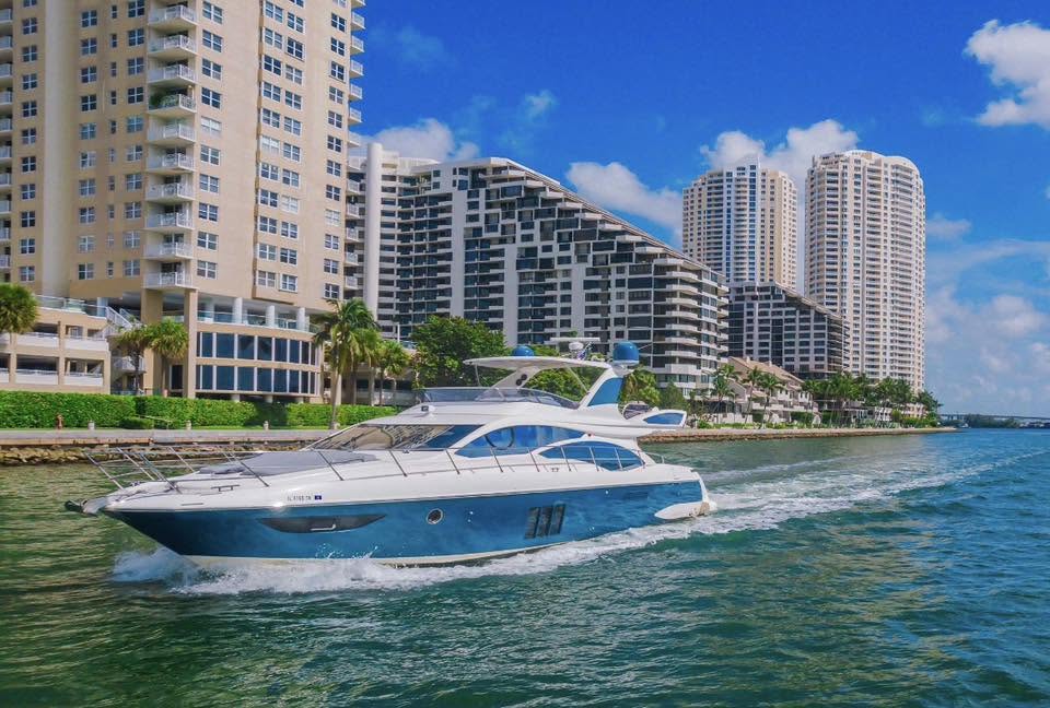 2018 Azimut Flybridge 4