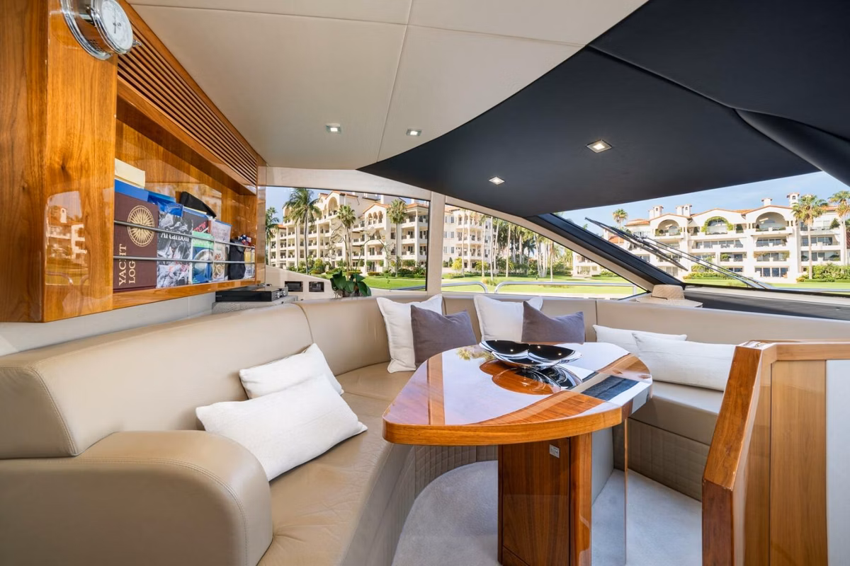 2015 Sunseeker 28M 14